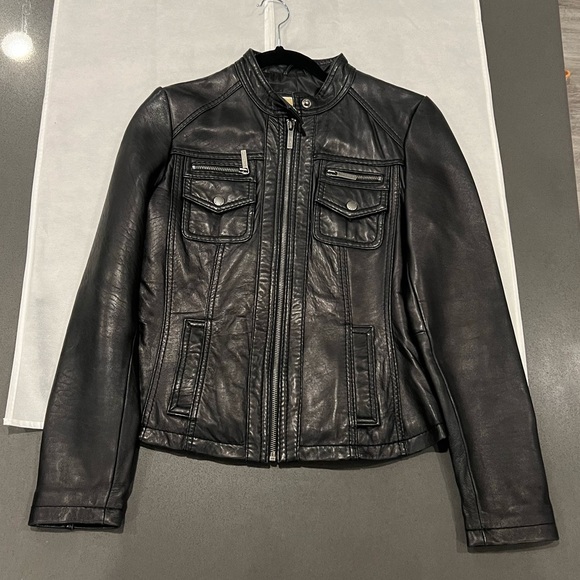 Black Xs small MICHAEL KORS GENUINE LEATHER JACKET . - Picture 2 of 5